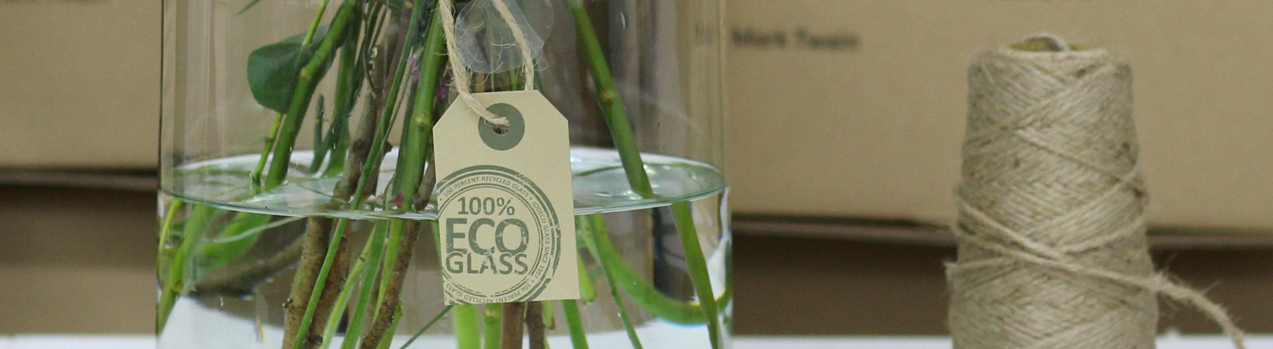 Jarrones de vidrio reciclado