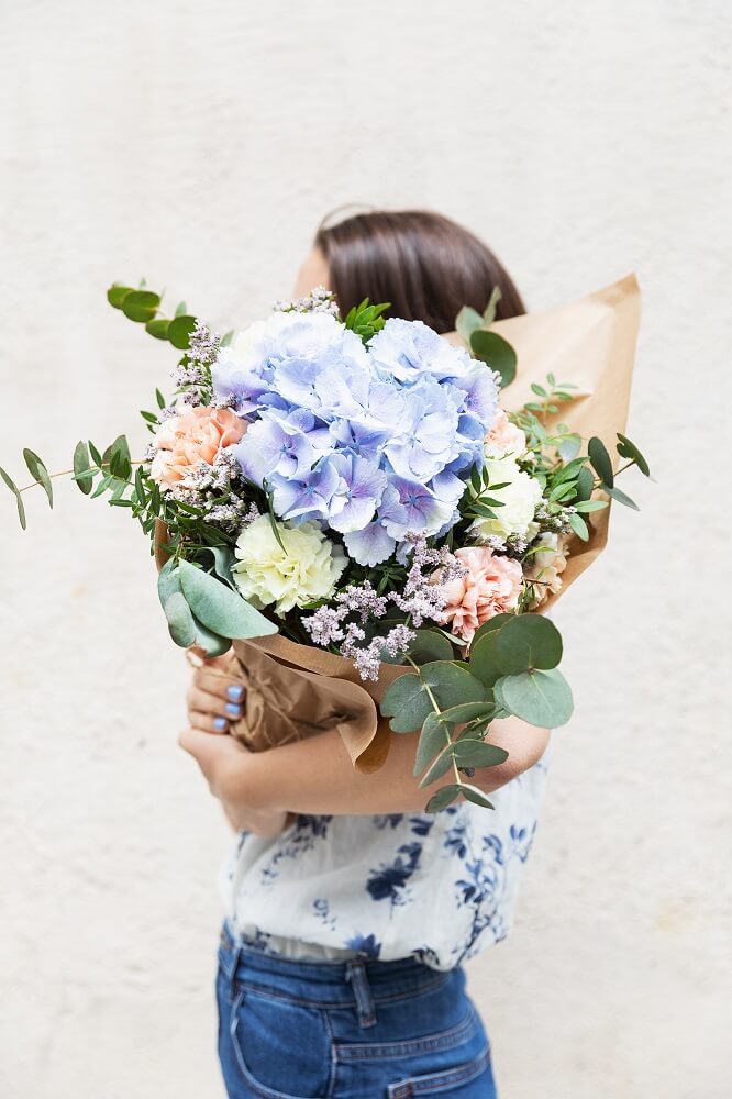 hortensias azules ramo de flores