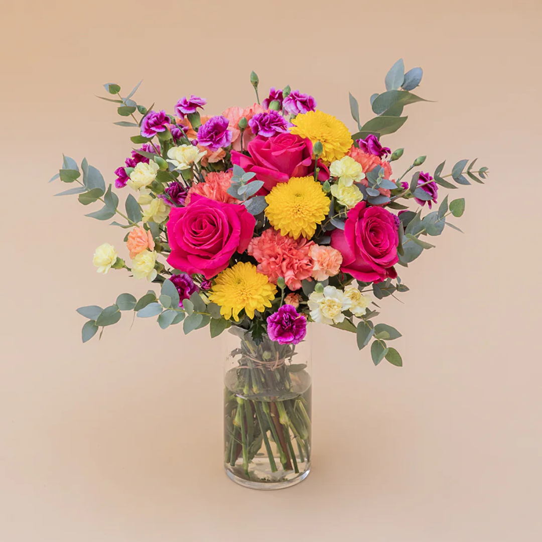 O bouquet colorido com flores amarelas