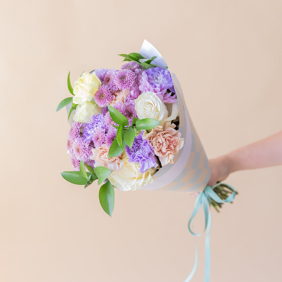 ¡Hola, Peque! - Ramo de flores con regalos para bebé
