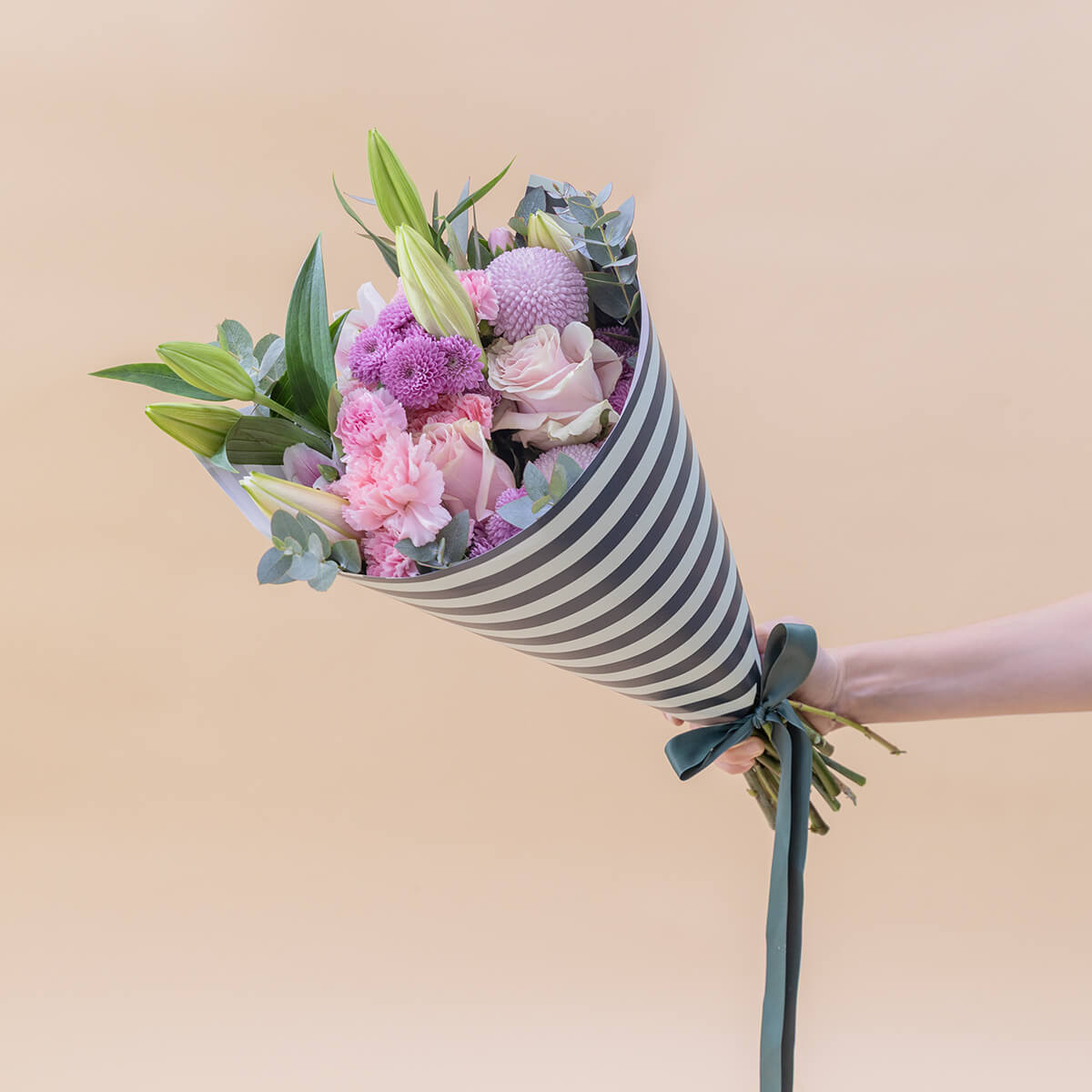 El Bonito - Ramo con flores rosas