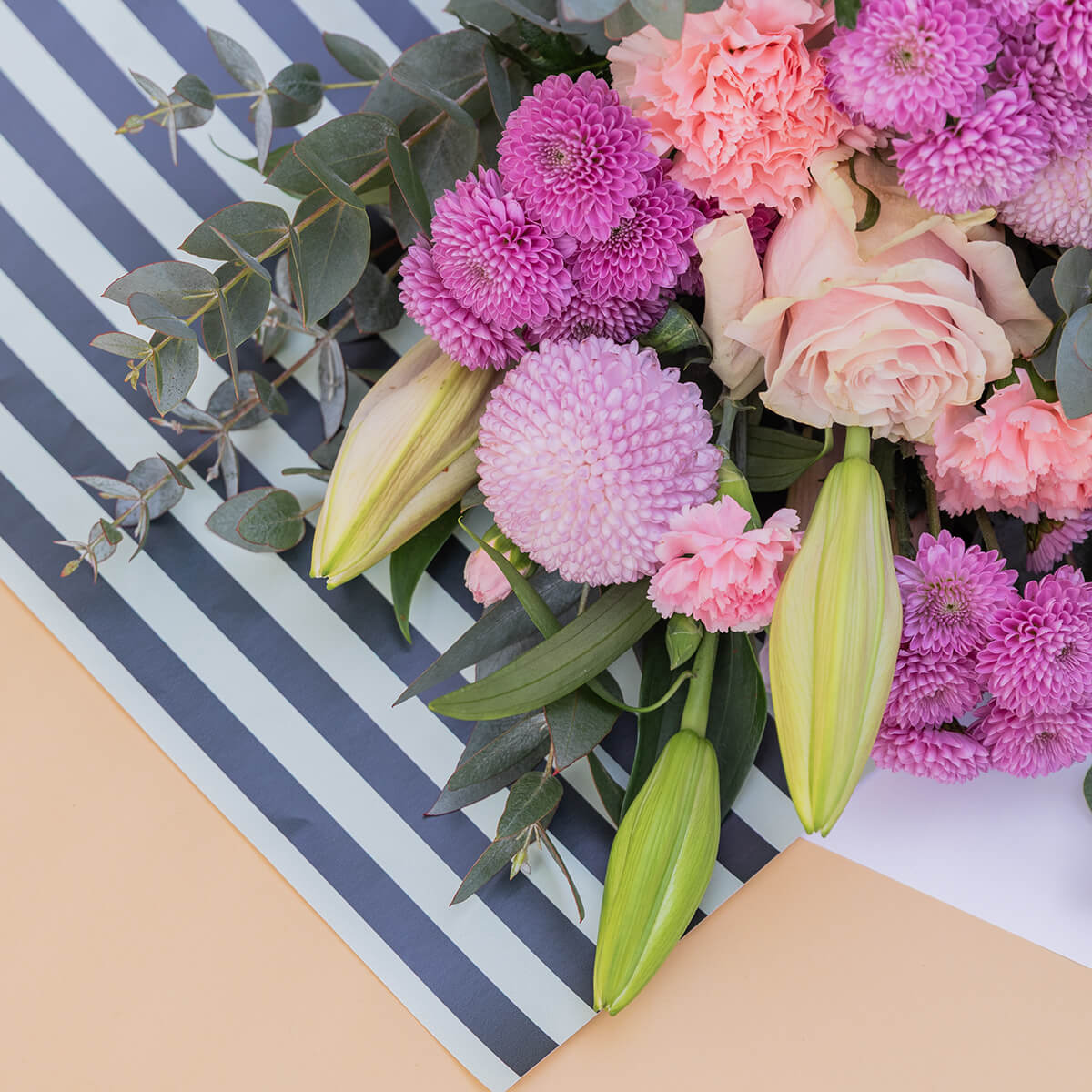 El Bonito - Ramo con flores rosas