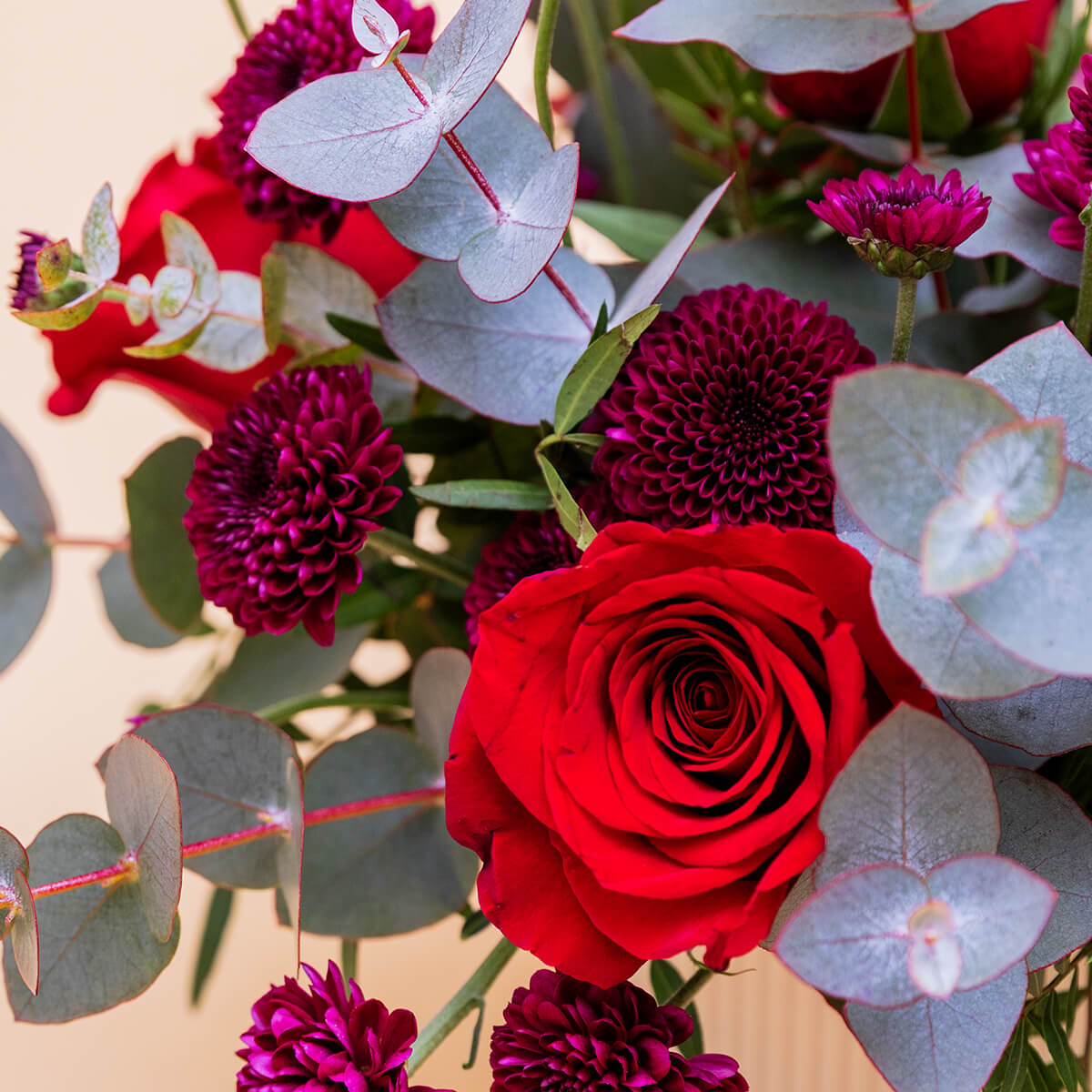 El Romántico - Arreglo con rosas rojas