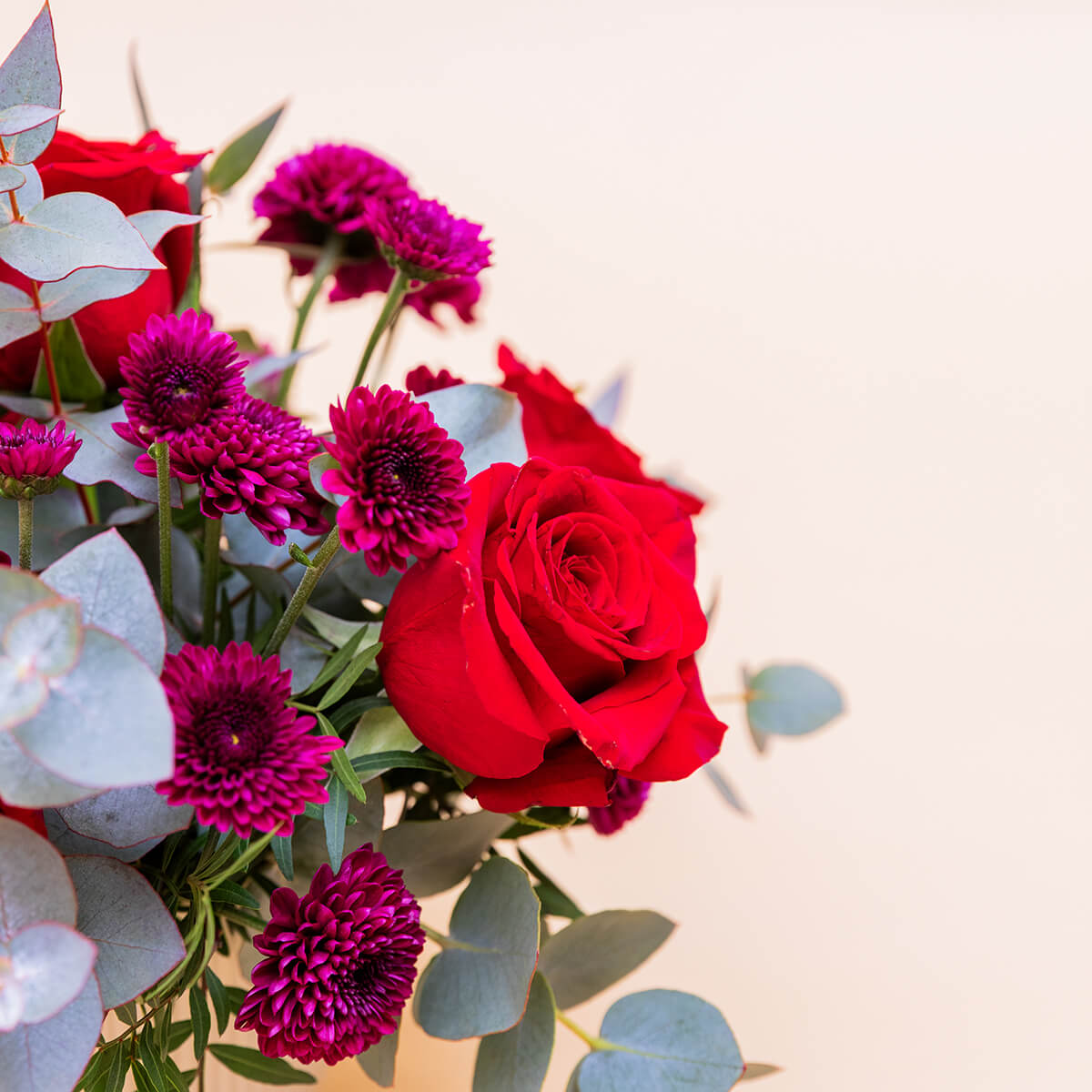 El Romántico - Arreglo con rosas rojas