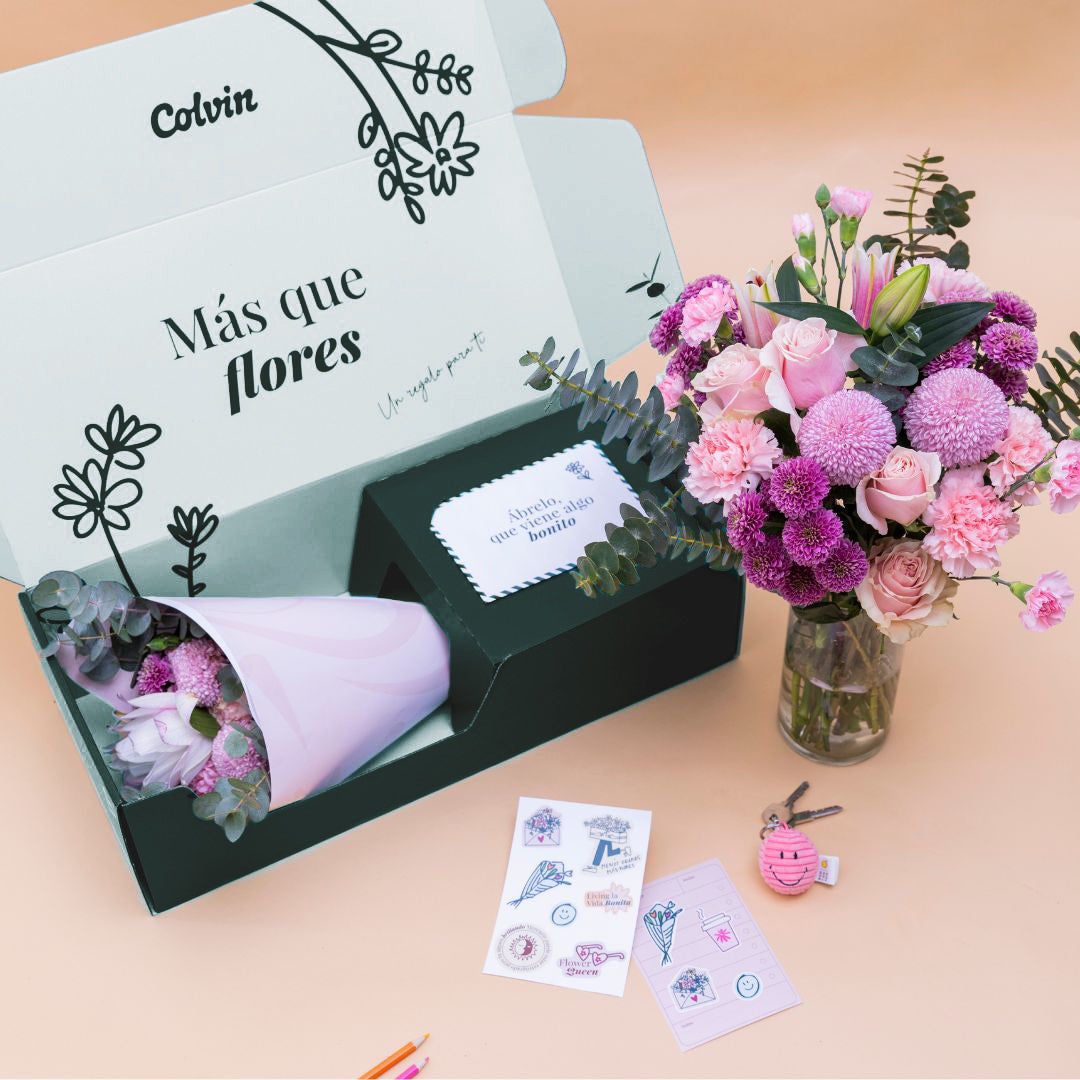 Para Ti, Amiga - Ramo de flores con detalles especiales