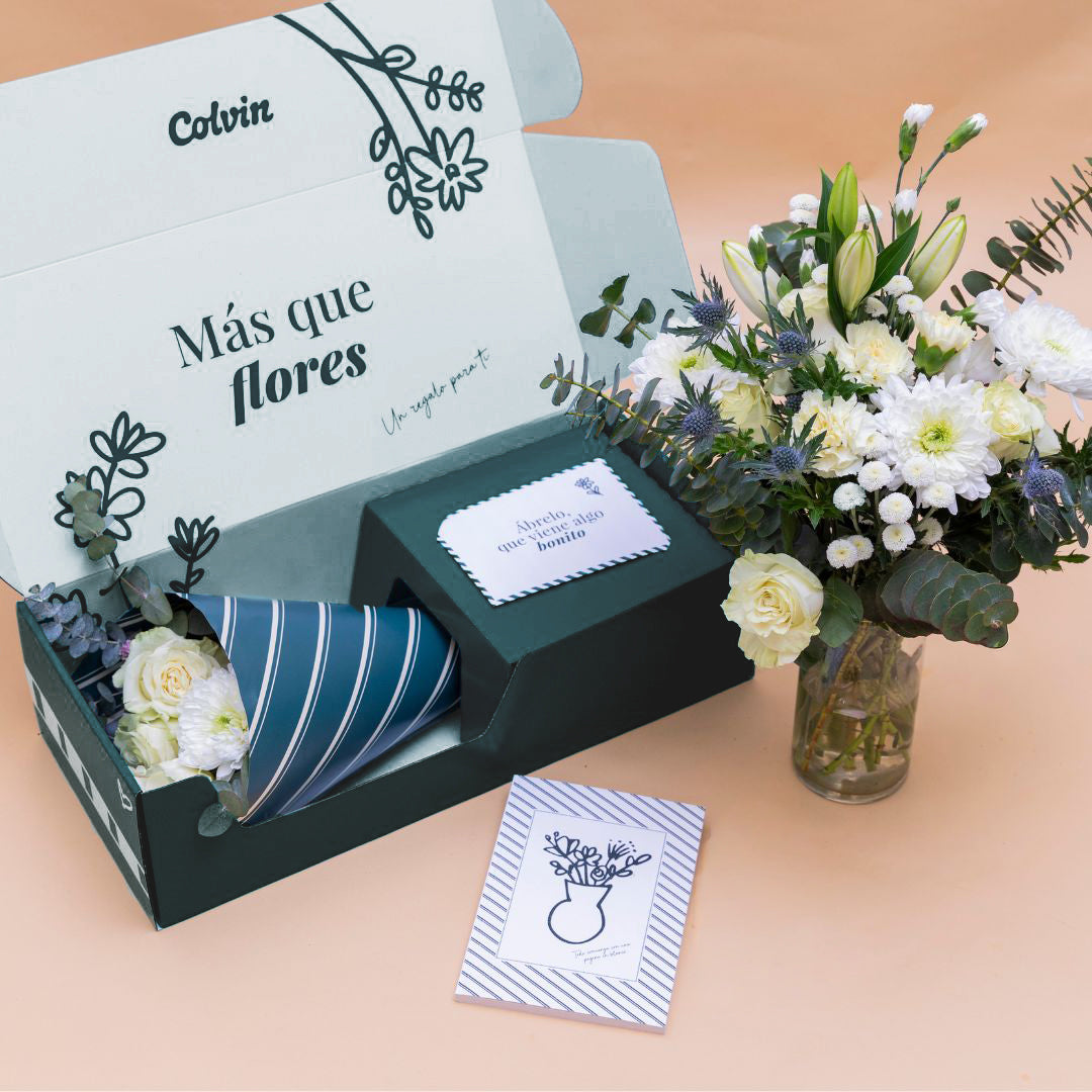 Con Cariño - Ramo de flores con libreta y galleta de la suerte