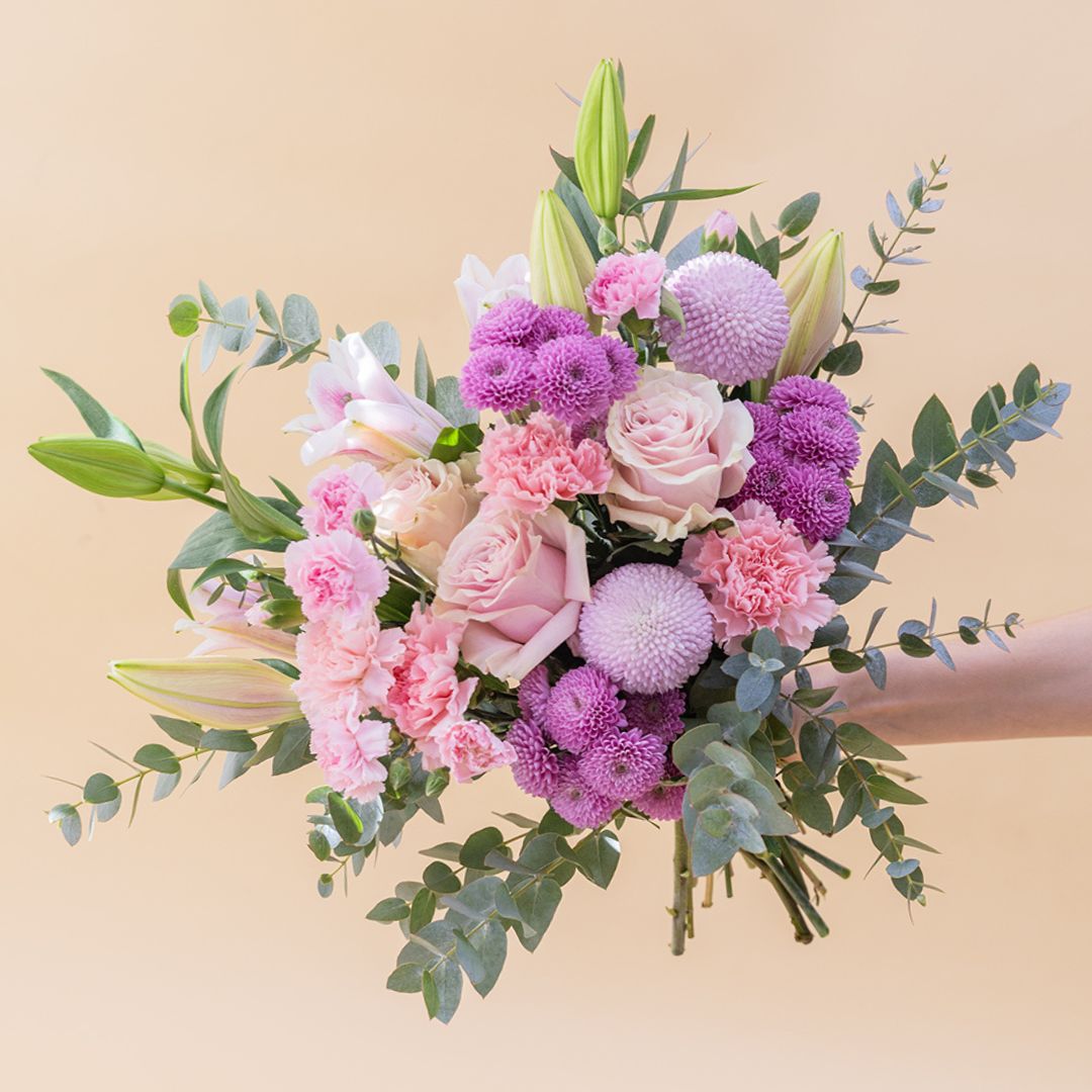 El Bonito - Ramo con flores rosas