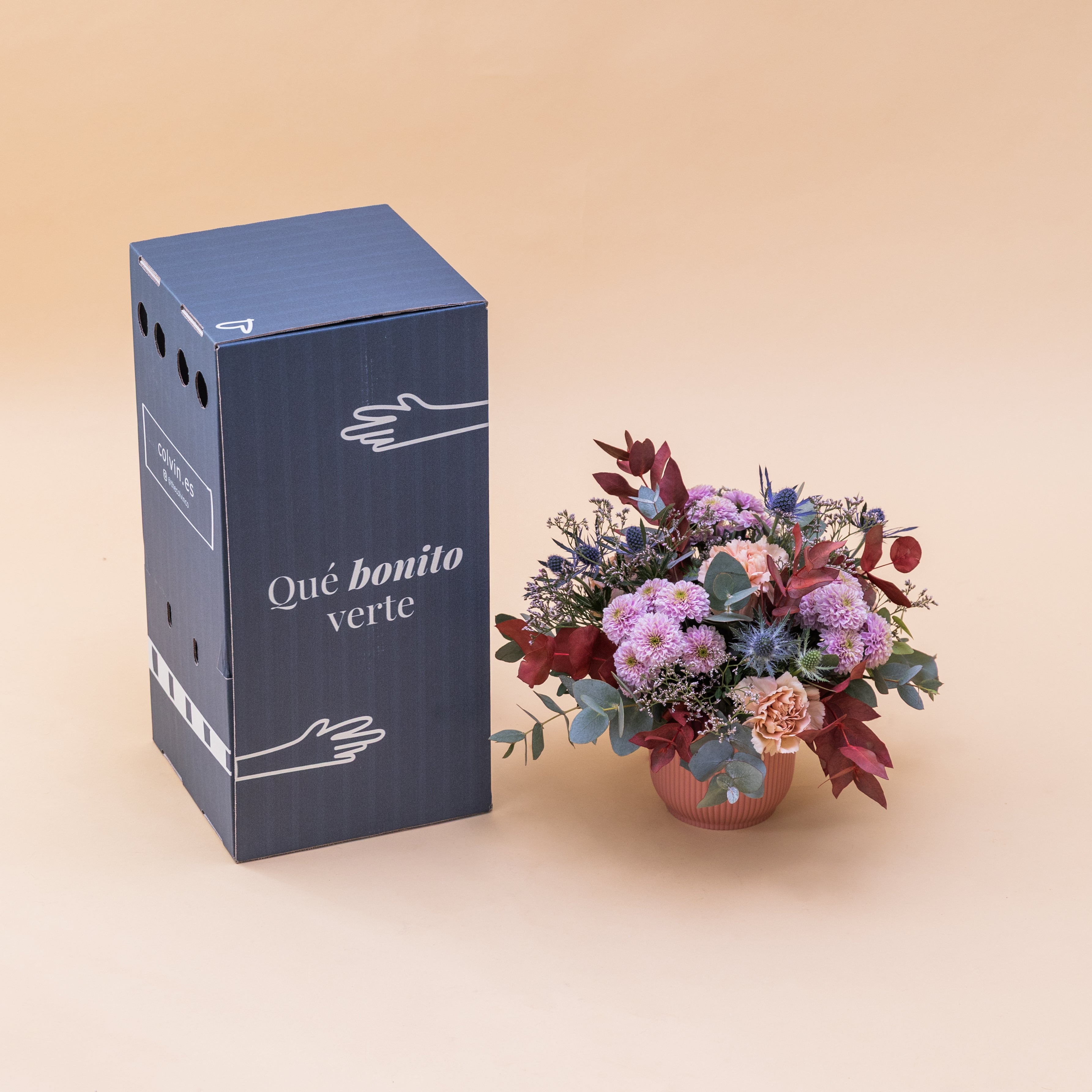 El Guiño  - Arreglo con flores moradas y azules