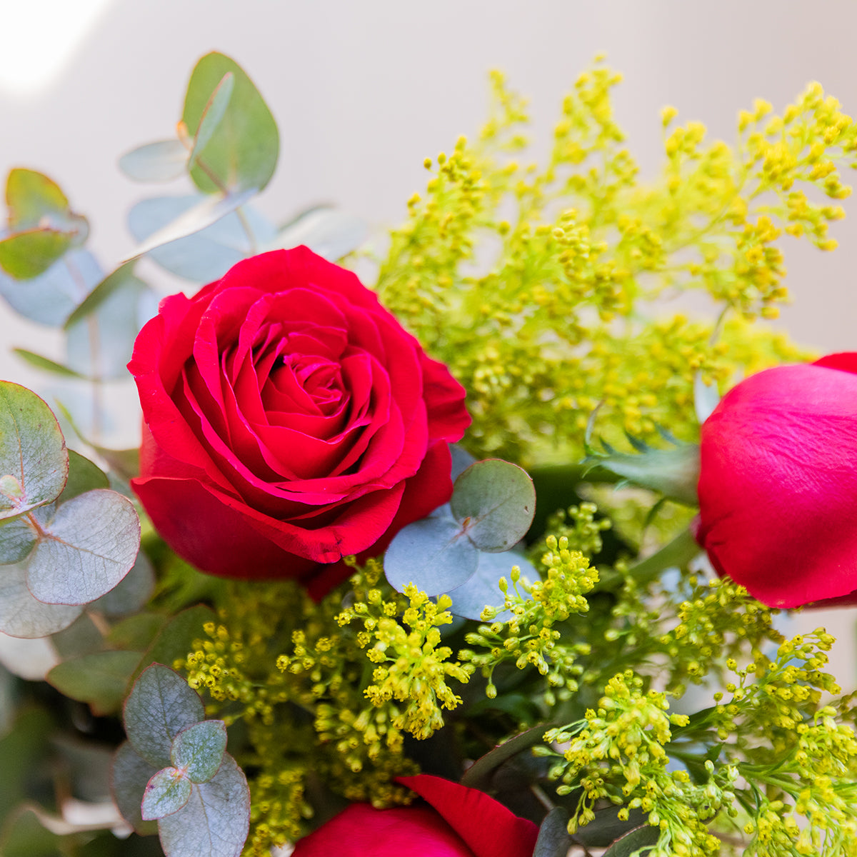 La Leyenda - Ramo de 3 Rosas con Espiga