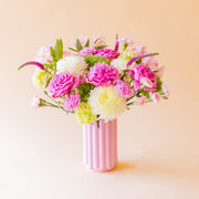 La Dolce Vita - Ramo con rosas de jardín y flores rosas