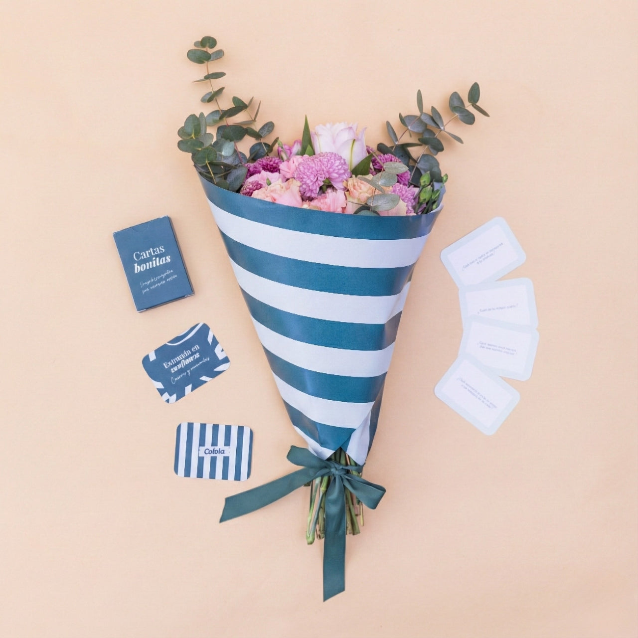 El Regalo Perfecto - Ramo de flores y juego de cartas