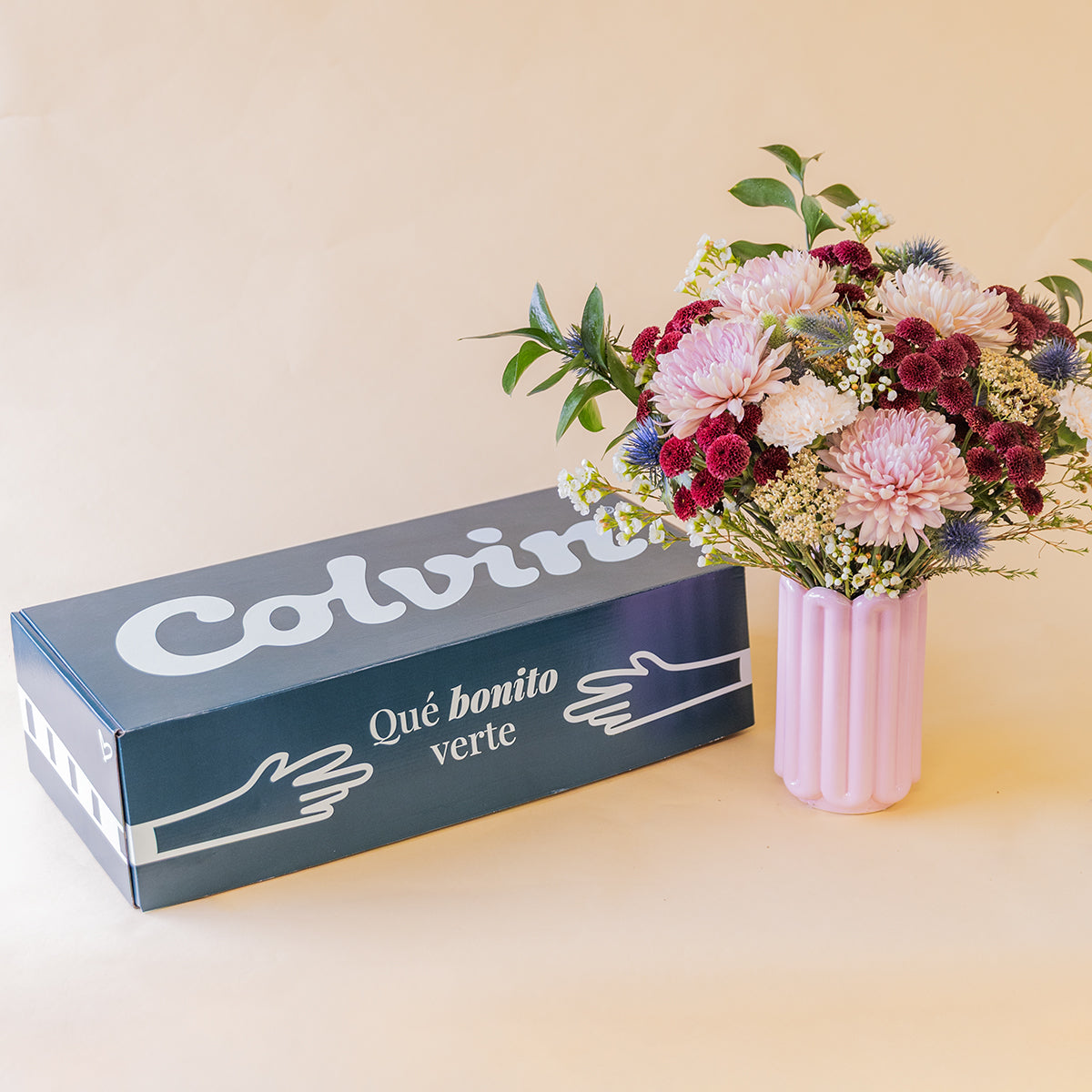 El Merlot - Ramo con flores azules y burdeos
