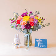 Ramo de Flores Coloridas com Peluche e Cartão