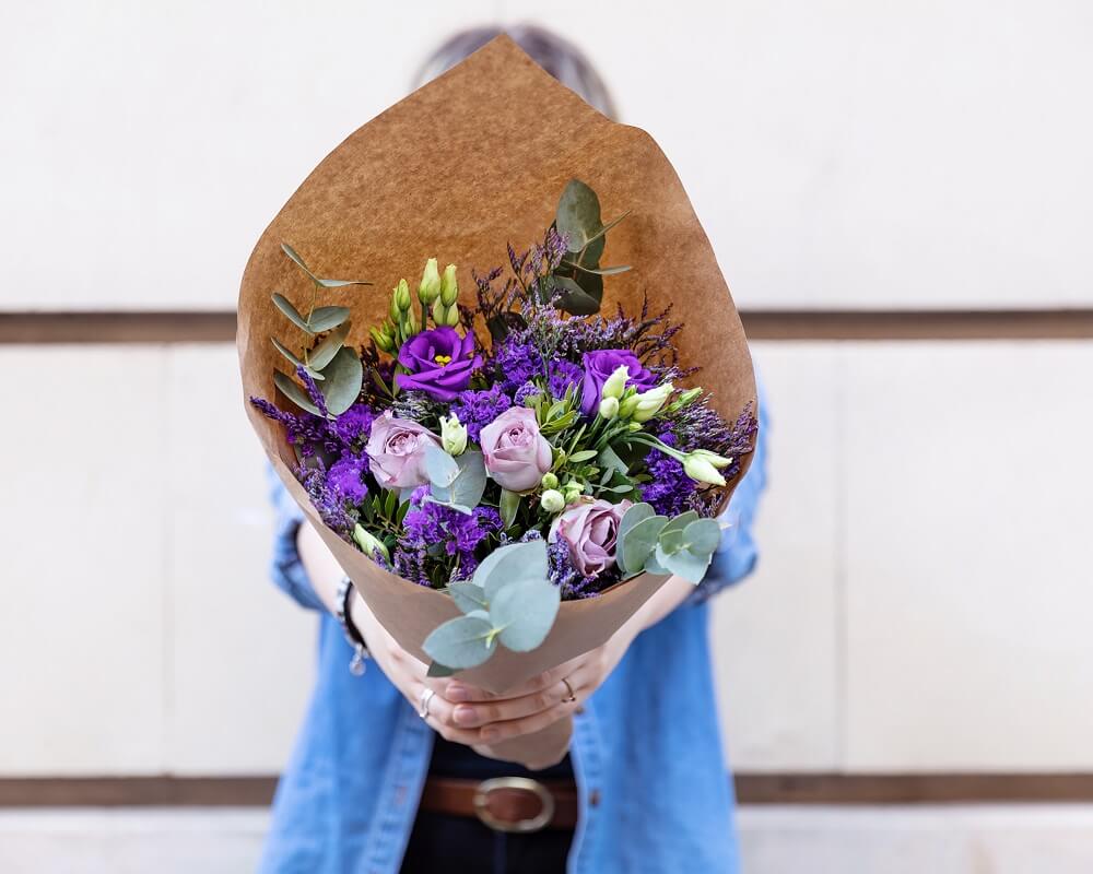 ramo de flores para el día internacional de la mujer 